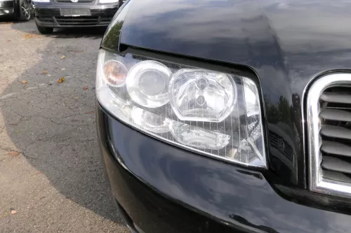 Audi A4 8E Scheinwerfer Halogenscheinwerfer 8E0941030C rechts vorne - kein Xen0n (107821)