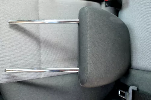 Skoda Fabia 5J Kopfstütze vorn vorne oder hinten rechts links  (107870)