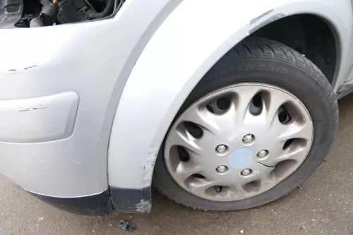 Audi A2 8Z Kotflügel vorne links silber LY7W (107956)