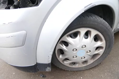 Audi A2 8Z Kotflügel vorne links silber LY7W (107956)