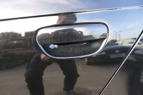 Audi A4 B7 8E Tür hinten links schwarz LY9B Kombi mit Scheibe und Rahmen (108112)