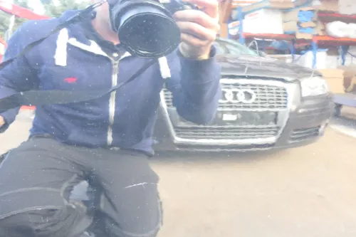 Audi A4 B7 8E Tür vorne rechts schwarz LY9B Kombi+Limo mit Rahmen (108113)