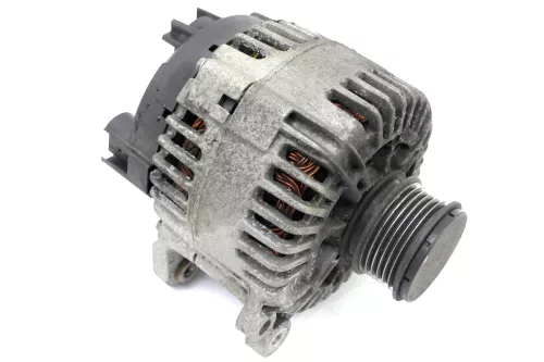 VW Golf 5 V Touran Lichtmaschine Generator 06F903023F 140A 1,9 TDI BKC Freilauf