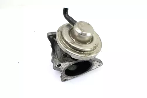 VW Polo 9N Golf 5 AGR Ventil 038131501AF TDI AXR BKD AZV BBY (108260)
