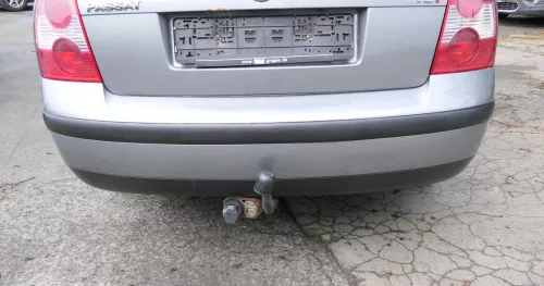 VW Passat 3BG 3B3 Limousine Stoßstange hinten Heckstoßstange grau LD7W silber
