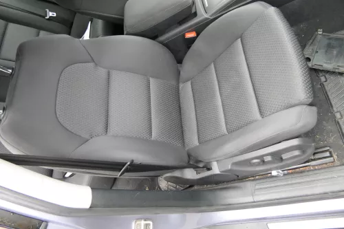 Aud A6 4F C6 Avant Kombi Sitz Beifahrersitz vorne rechts soul schwarz elektrisch