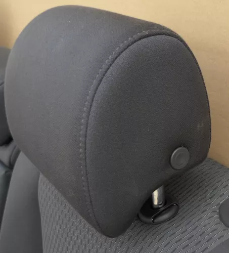 Audi A6 4F C6 Kopfstütze hinten links Kopfstützen Meridian