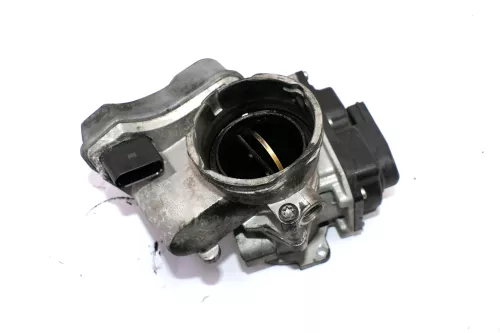 VW Passat 3C A4 8E Drosselklappe Reglerklappe 2.0 TDi 103kw BMN 03G128063B BMR