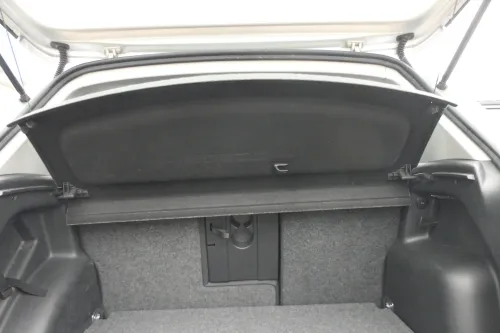 Golf Plus 5M Limousine Hutablage Abdeckung Kofferraum Abdeckung hinten schwarz (109190)