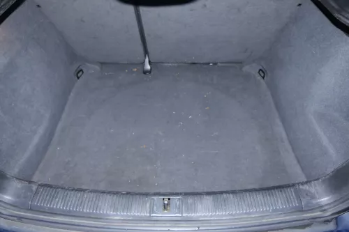 Audi A3 8P Verkleidung Teppich Kofferraum Kofferraumteppich soul schwarz 2/3-Tür