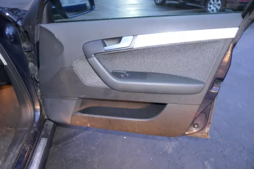 4xAudi A3 8P Türverkleidung Verkleidung Tür vorne hinten links schwarz 4/5-Türer (109388)