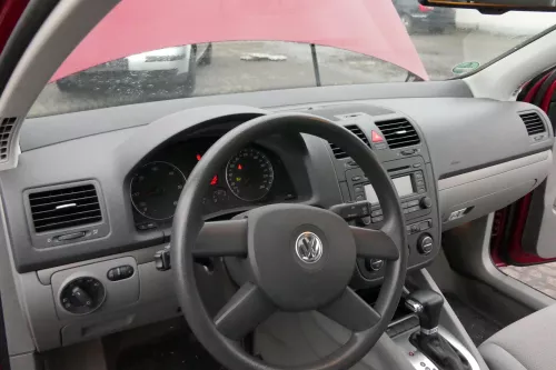 VW Golf 5 Armaturenbrett Cockpit Amaturbrett - ohne Anbauteile