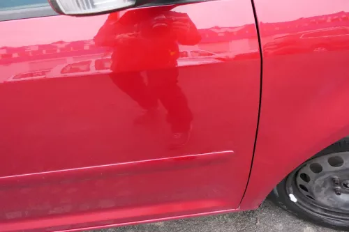 VW Touran 1T 1T3 Tür vorne rechts Beifahrertür rot braun LA3W ohne Anbauteile (109574)