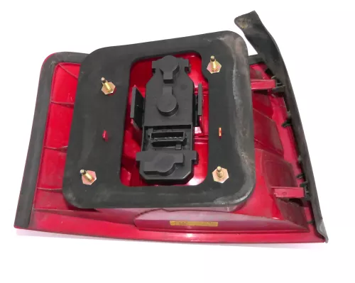 A6 4B Kombi Avant Rücklicht hinten rechts Heckleuchte 4B9945096D Lampenträger (109786)