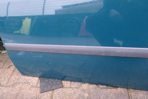 Skoda Octavia 1U Kombi + Limo Tür vorne links Fahrertür grün L5550 LF6C (109853)