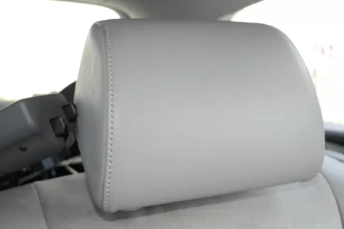 Audi A6 4F C6 Kopfstütze hinten links Kopfstützen Leder platin-Hell (grau) 49A