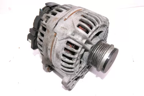 VW Passat 3B Audi A4 B5 A6 Lichtmaschine Generator 028903031 120A 1,9 TDI