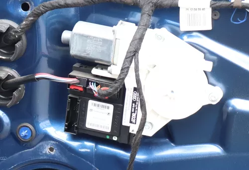 Audi A3 8P ektrischer Fensterheber Motor vorne rechts 8P0959802H 8P0959802G (110038)