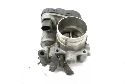 VW Golf 4 Bora Drosselklappe 06A133062A APF AVU 1,6 75kw 102PS New Beetle (110045)