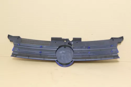 VW Golf 4 Grill Kühlergrill VW Zeichen Logo blau LW5Z - Mängel (110508)