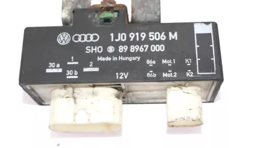 VW Golf 4 Bora Steuergerät Lüfter Kühlerlüfter Lüftersteuergerät 1J0919506M (110929)