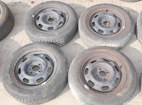 VW Golf 3 Caddy 175/65 R14 82T Sommerreifen Reifen 6jx14H2 ET43 ca.6-6,5mm