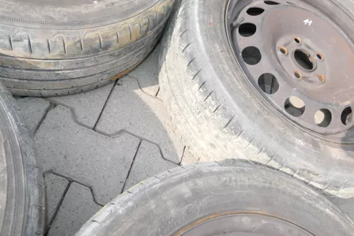 VW Golf 5 Touran Audi A3 Stahlfelgen Felge Reifen 205/55 R16 91V Sommer 4-4,5mm (110948)