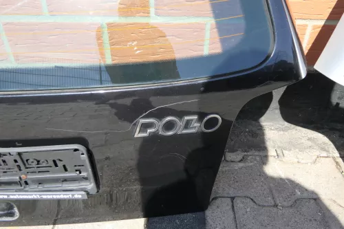 VW Polo 6N Heckklappe Klappe hinten Kofferraumklappe Scheibe schwarz LC9Z (111094)