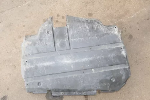 VW Sharan 7M Unterfahrschutz Dämpfung Schutz unter Motor Dämpfungswanne 111159