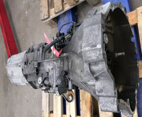 Audi A4 B7 8E 2.0 TDI Getriebe Schaltung 6 Gang 103kw 140PS HCF - ca.163.000km (111700)