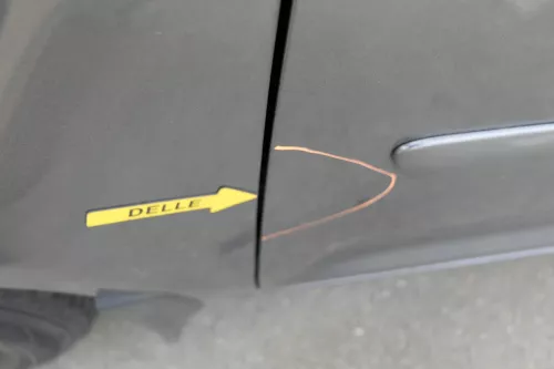 VW Touran 1T 1T3 Tür vorne links Fahrertür grau LD7X  - OHNE Anbauteile (111736)