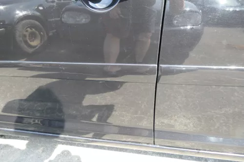 VW Touran 1T 1T3 Tür hinten links schwarz metallic LC9Z mit Scheibe (111768)