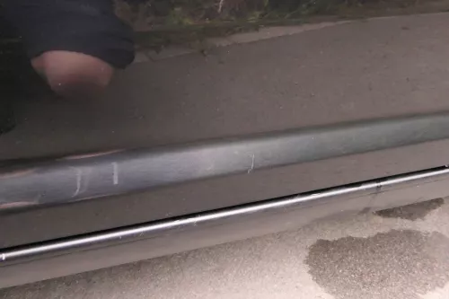 VW Touran 1T 1T3 Tür vorne rechts Beifahrertür schwarz LC9Z - ohne Anbauteile (112107)