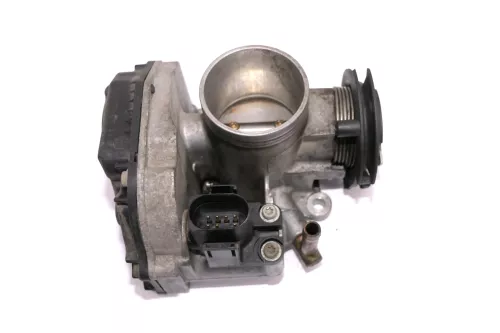 VW Polo 6N Lupo Arosa Golf 3 44kw 030133064F AEX AKV APQ AEE Drosselklappe AKQ