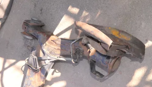 VW Passat 35i Achse hinten Hinterachse Scheibenbremse oder Trommelbremse (112487)