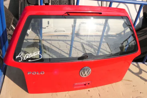 VW Polo 6N2 Heckklappe Klappe hinten Kofferraumklappe rot LP3G - 112569