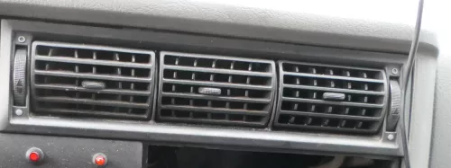 VW T4 Lüftungsdüse Düse Lüftung vorne in der Mitte 7D1819703A (112735)