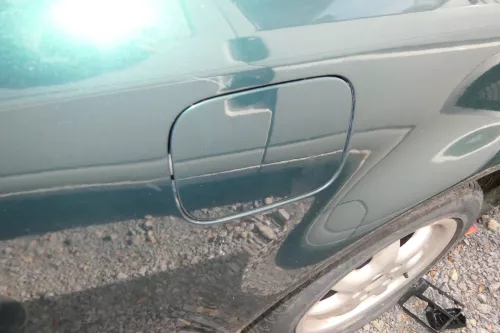 Audi A6 4B 4Z Tankdeckel Tankklappe Tank Deckel Klappe grün LZ6H