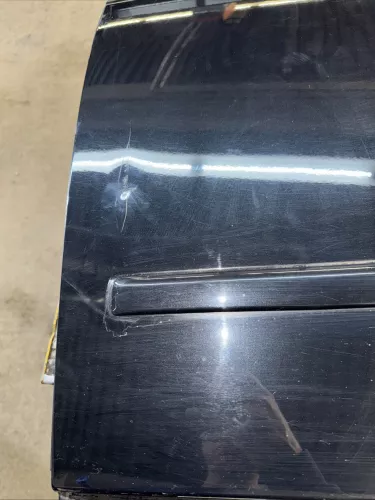 Audi A4 B7 8E Tür vorne links schwarz LZ9Y Kombi+Limo mit Rahmen - Delle (112995)