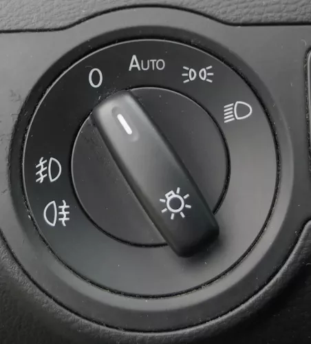 VW Golf 5 Jetta Lichtschalter Schalter Licht 1K0941431BN Nebelscheinwerfer Auto (113062)