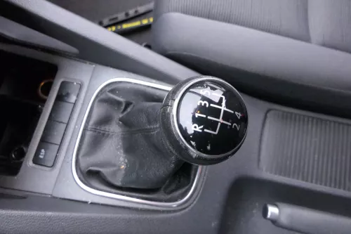 VW Golf 5 Schaltknauf Schaltsack Schaltung Schaltknüppel original 5-Gang (113373)