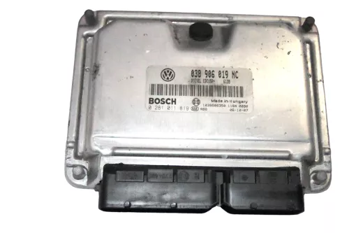 VW Polo 9N3 Steuergerät Motor 1,9 TDI 74kw 038906019NC AXR 101PS