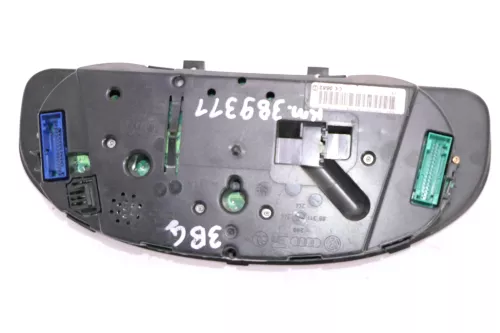 VW Passat 3BG Tacho Tachometer Kombiinstrument 389.000km 3B0920806A (113621)