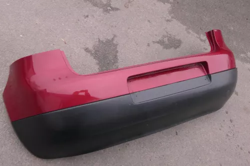 VW Golf 5 1K Limousine Stoßstange hinte Heckstoßstange Stoßfänger rot braun LA3W