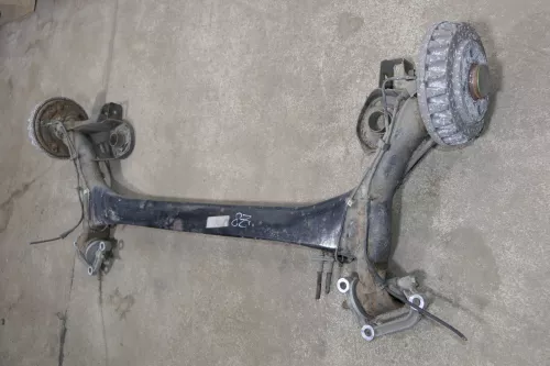 Audi A2 8Z Achse hinten Hinterachse Achsträger mit ABS Trommelbremse Magnesium (113994)