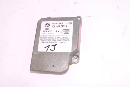 VW Golf 4 Bora T5 Steuergerät Airbag Airbagsteuergerät 1C0909605A Index 04
