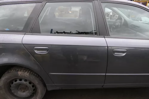 Audi A4 B7 8E Tür hinten rechts grau LX7Z Kombi mit Scheibe und Rahmen