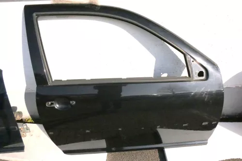 VW Golf 4 Tür vorne rechts Beifahrertür 2/3-Türer schwarz LC9Z