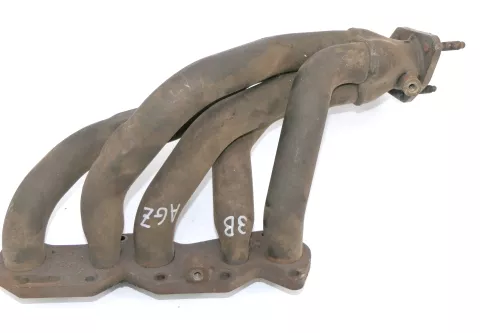 VW Passat 3B Krümmer Abgaskrümmer 2,3 V5 AGZ 110KW 150PS 071253017B