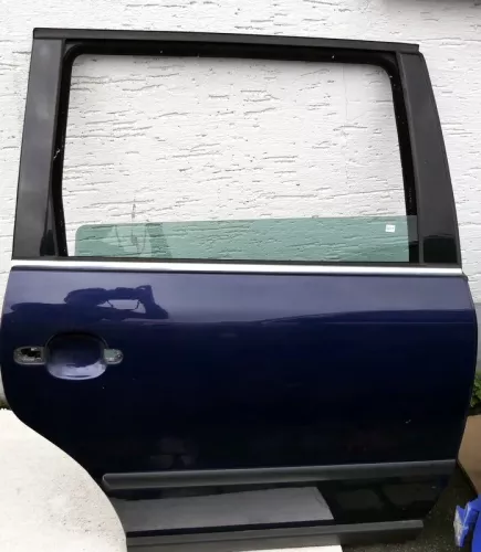 VW Passat 3B 3BG Kombi Variant Tür hinten rechts blau LB5N mit Scheibe